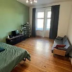 Stylish 2-room With Balcony Next To East Side Gallery * Berlin