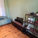 Stylish 2-room With Balcony Next To East Side Gallery Lägenhet *
