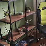 Stylish 2-room With Balcony Next To East Side Gallery
