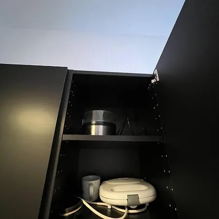 شقة Stylish 2-room With Balcony Next To East Side Gallery