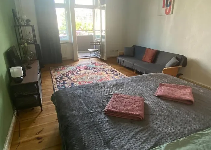 Stylish 2-room With Balcony Next To East Side Gallery 公寓 柏林