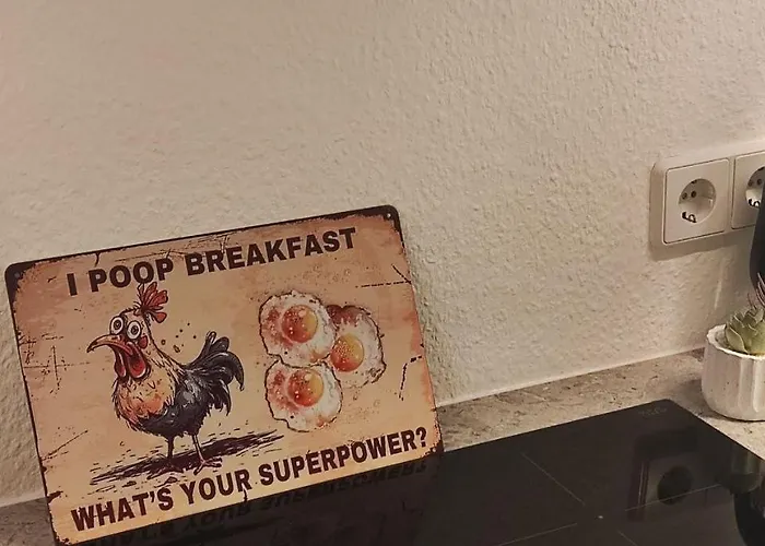 Stylish 2-room With Balcony Next To East Side Gallery *