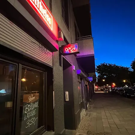 Stylish 2-room With Balcony Next To East Side Gallery Appartamento Berlino