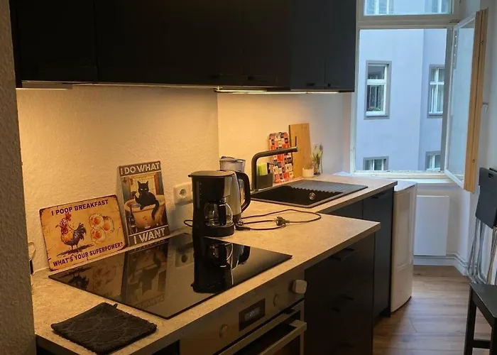 Stylish 2-room With Balcony Next To East Side Gallery Appartamento