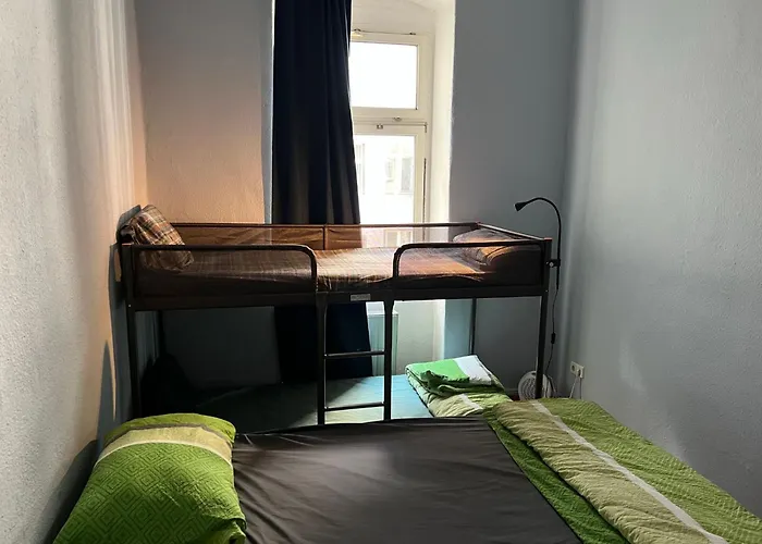 Stylish 2-room With Balcony Next To East Side Gallery Berlino
